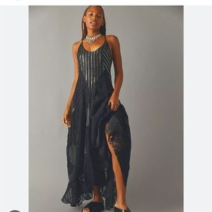 FP One Aurella Maxi in Black